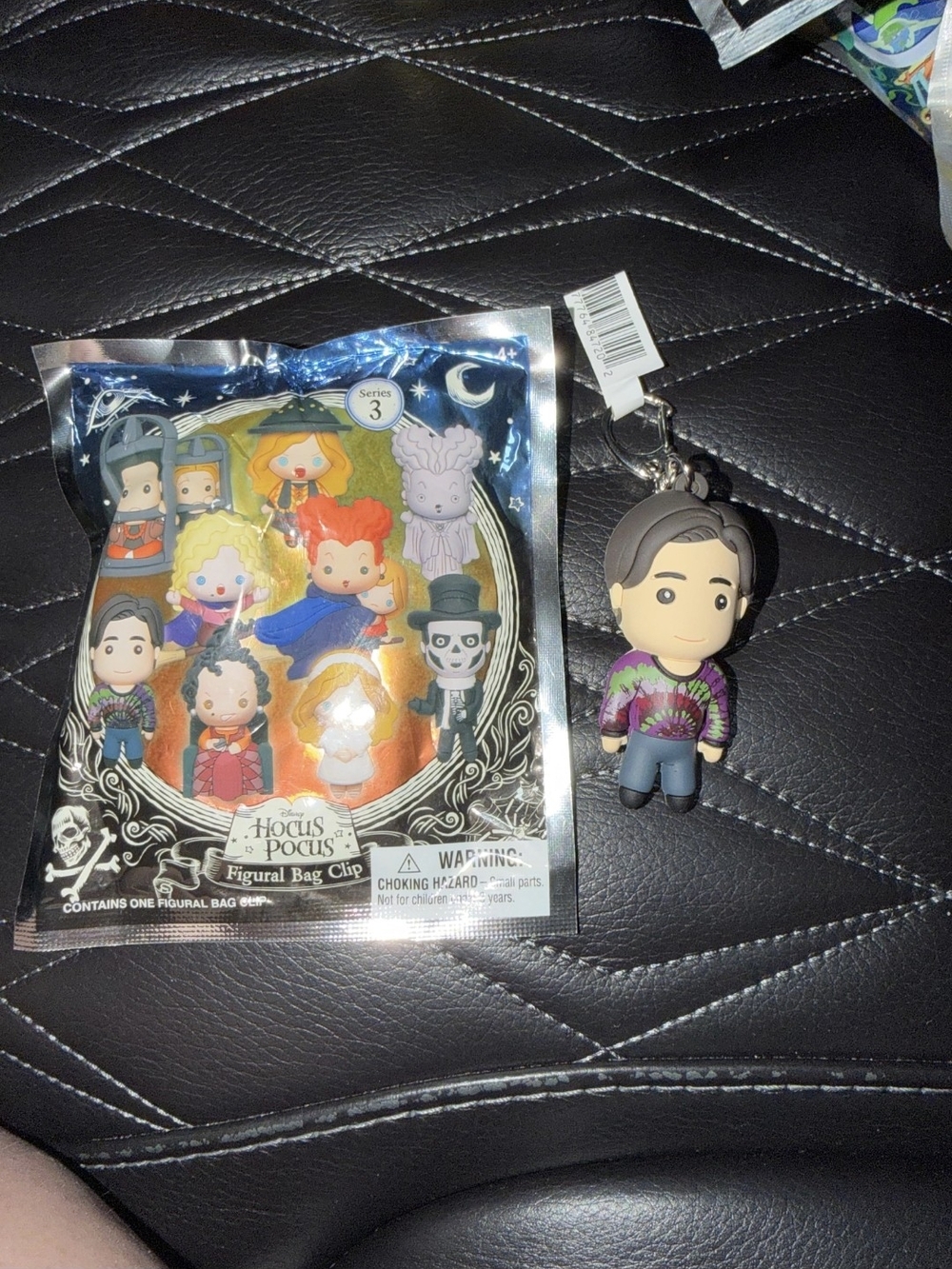 Disney Hocus Pocus Series 3 Figural Bag Clip Keychain - Purple Sweater Max